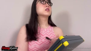 kimmykalani1 - Secret handjob from cute asian classmate -asmr accent in this sensual 