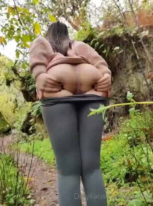 Just sent two hiking clips for free to your dm to all subs enjoy the 