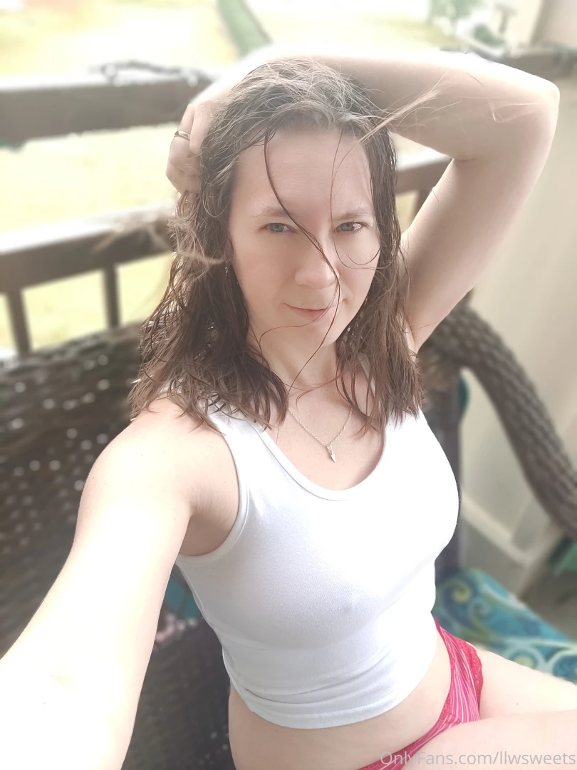 Thank goodness it s friday and beautiful weather 