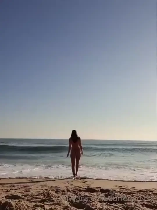 Ohhhh the feeling of walking around naked at the beach 