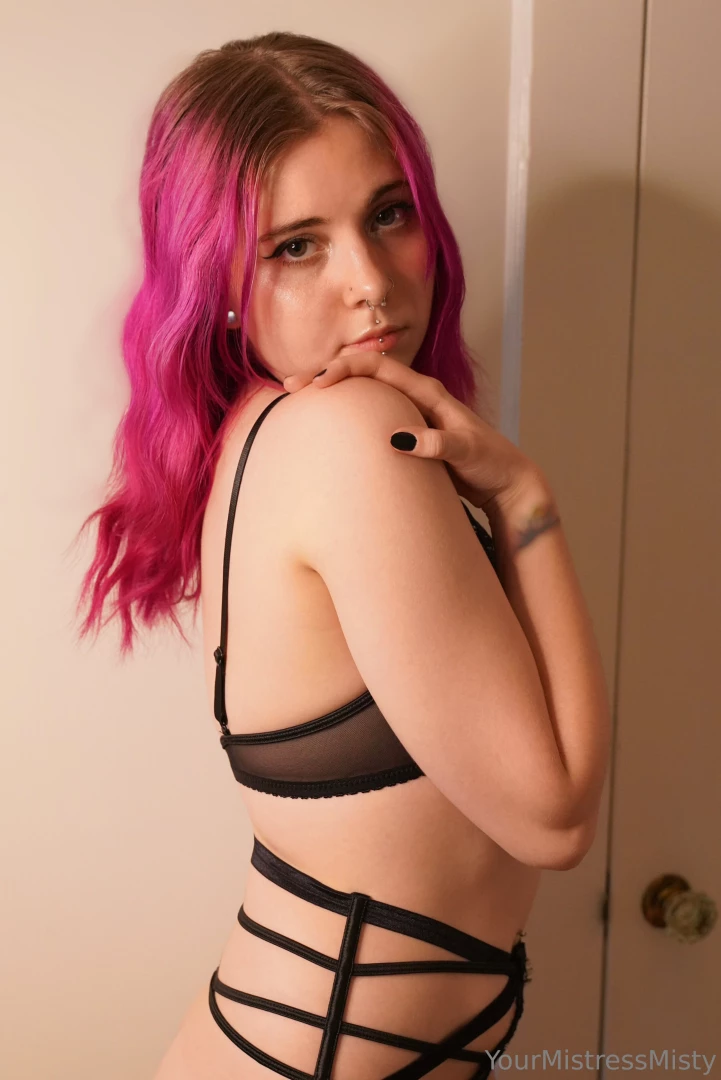 Open up the door can you open up the door 