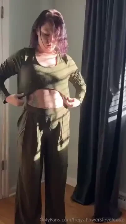 New fit someone called me a princess today i said no i m a mother 