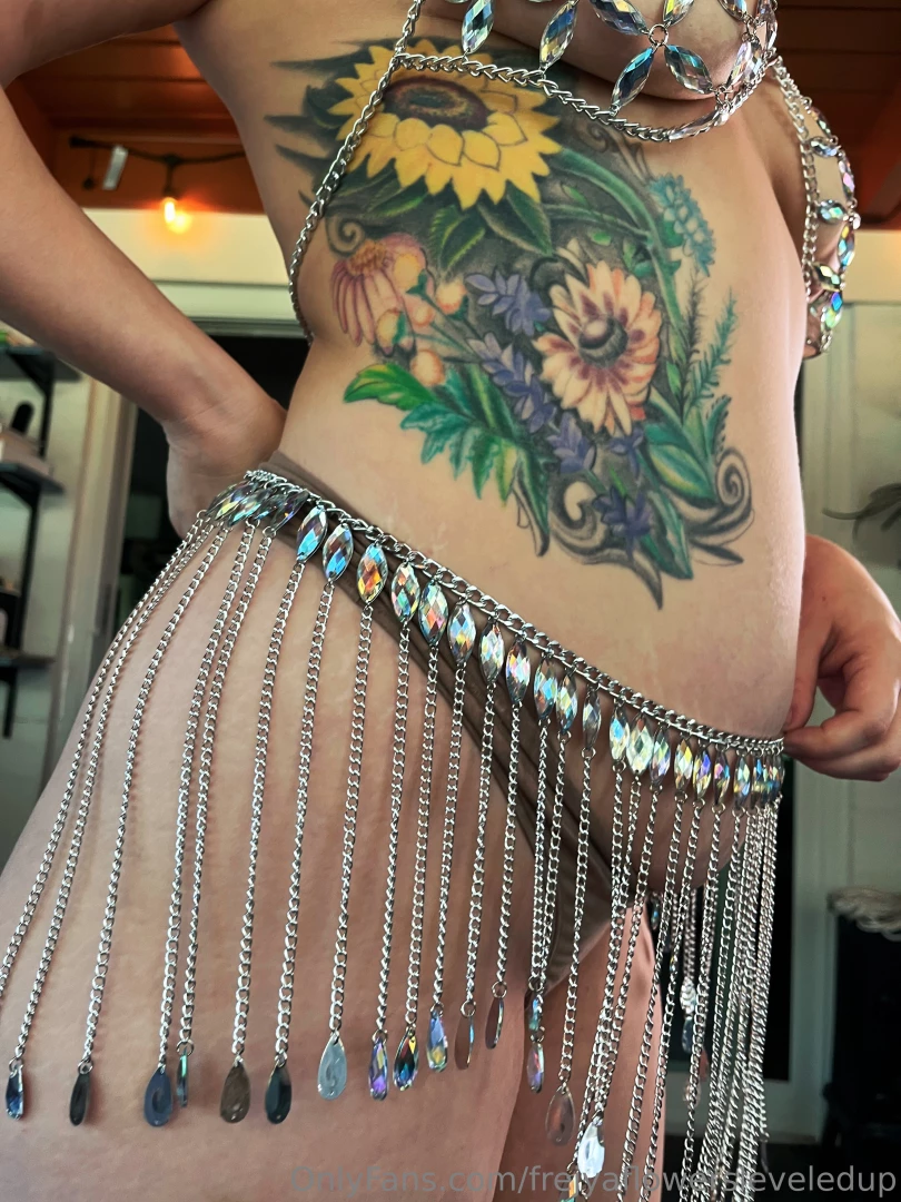 Do blondes have more fun i guess we ll find out in the sparkly blonde part 1 