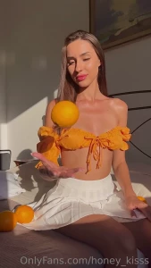 Oh hi what is your favourite fruit my - orange and banana