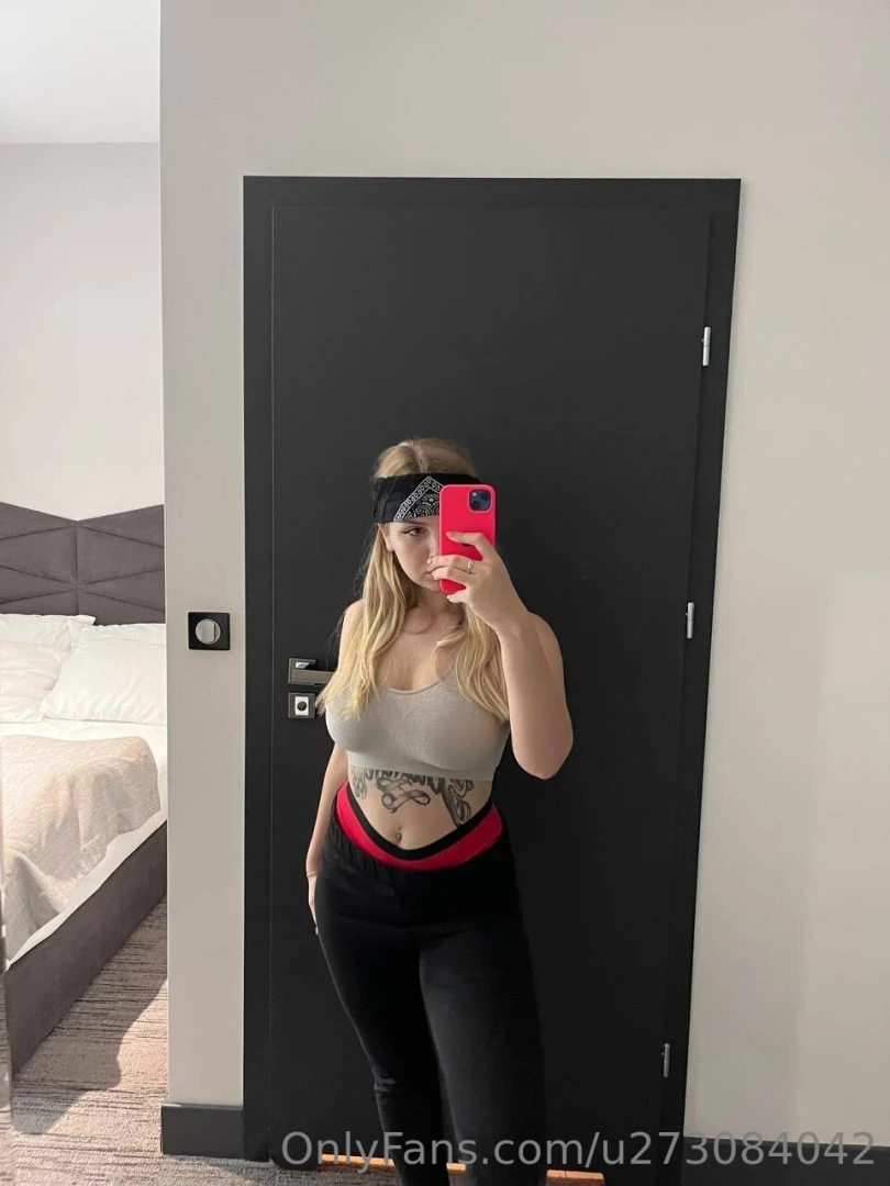 I ve always dreamed of getting fucked hard in the gym and what do you 