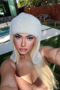 Tip me 15-25 baby i ll explode that cock with videos and pictures part 32