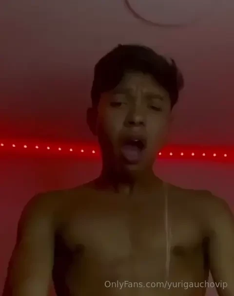 Do you want to have fun with me jaarlo 40 off i have a lot of cum for part 5 