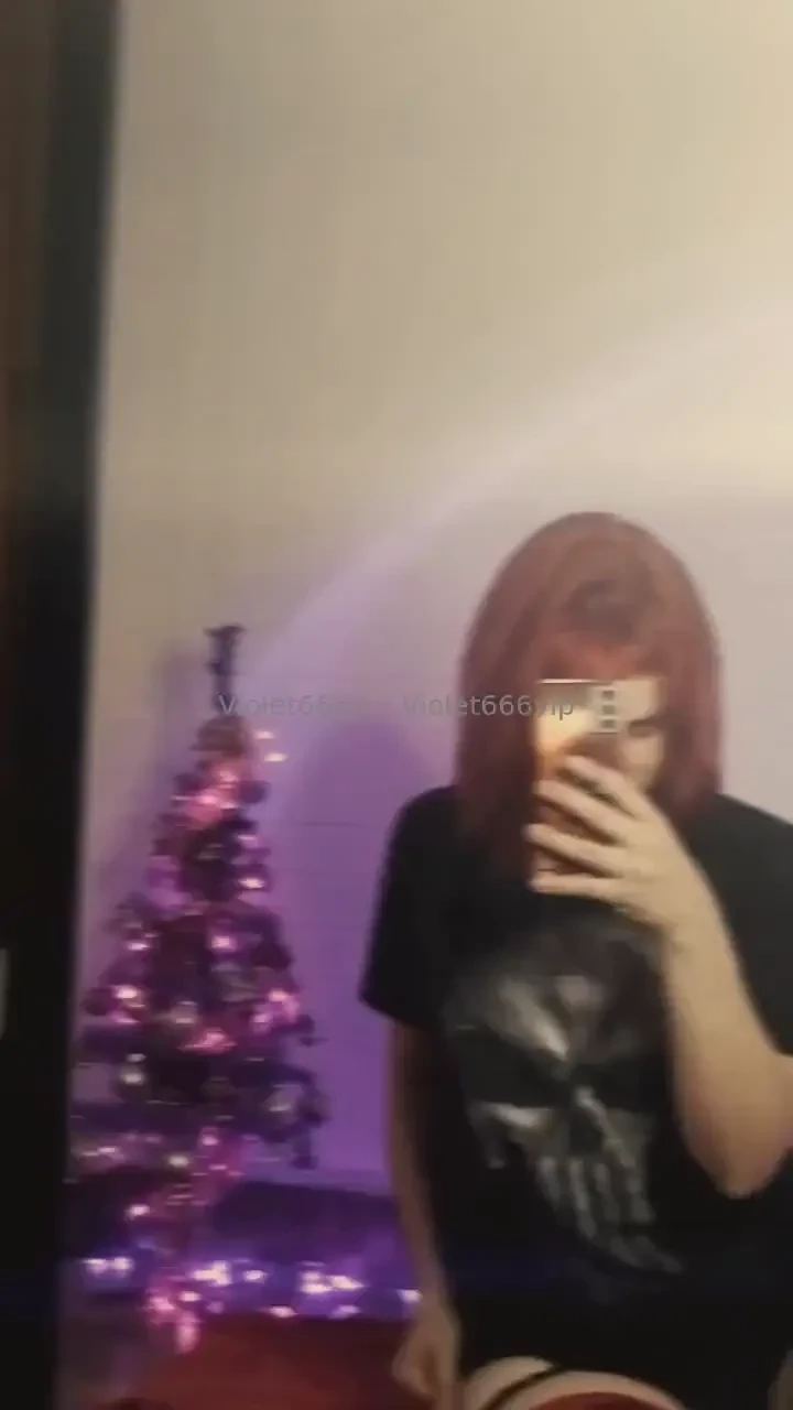 I want to see your cock big or small i need to give it a score or 