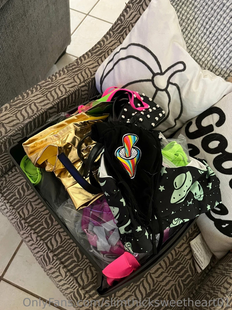 Since edc is this weekend whose ready for all the rave outfits through 