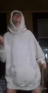 Elliedazee1 part 37
