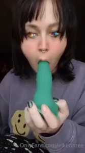 I promise im still doing some training im working on taking girth now