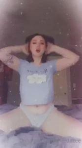 Aaahhhh i dunno how to strip very well but enjoy anyways part 2