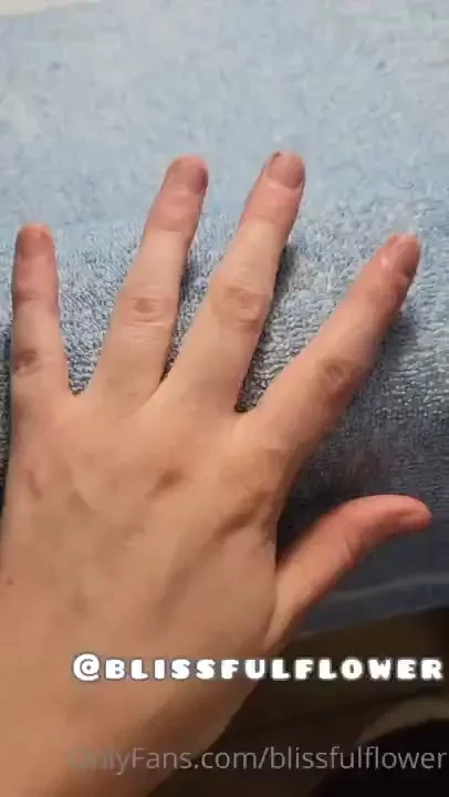 I got my girlfriend and i s nails and toes done it would be wonderful 