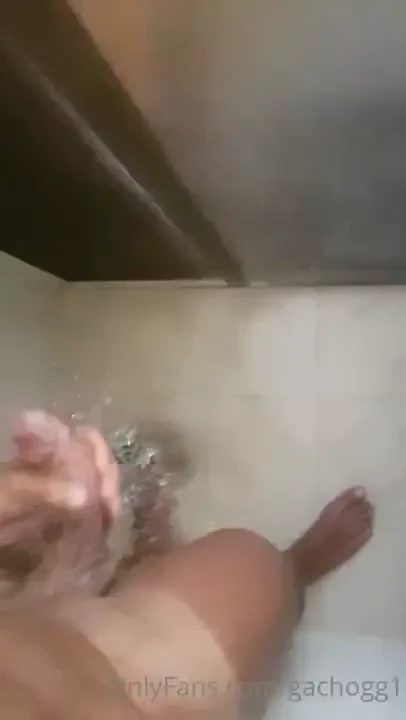 Banho matinal gozadinha de leve 