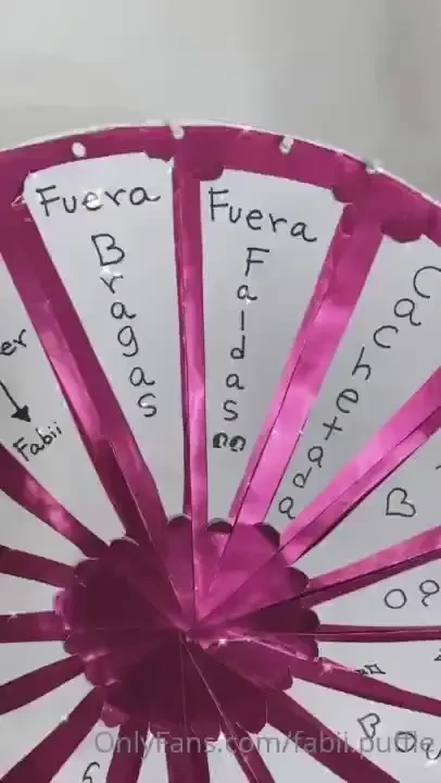 Usualmente juego a la ruleta con ustedes cada tiro tiene un costo 