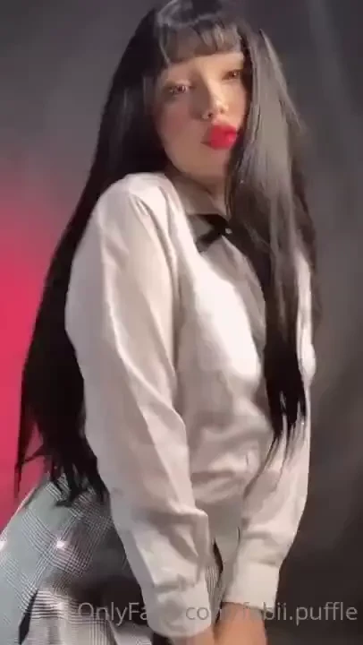 I bring you this hot video of kakegurui cosplay of yumeko i hope you 