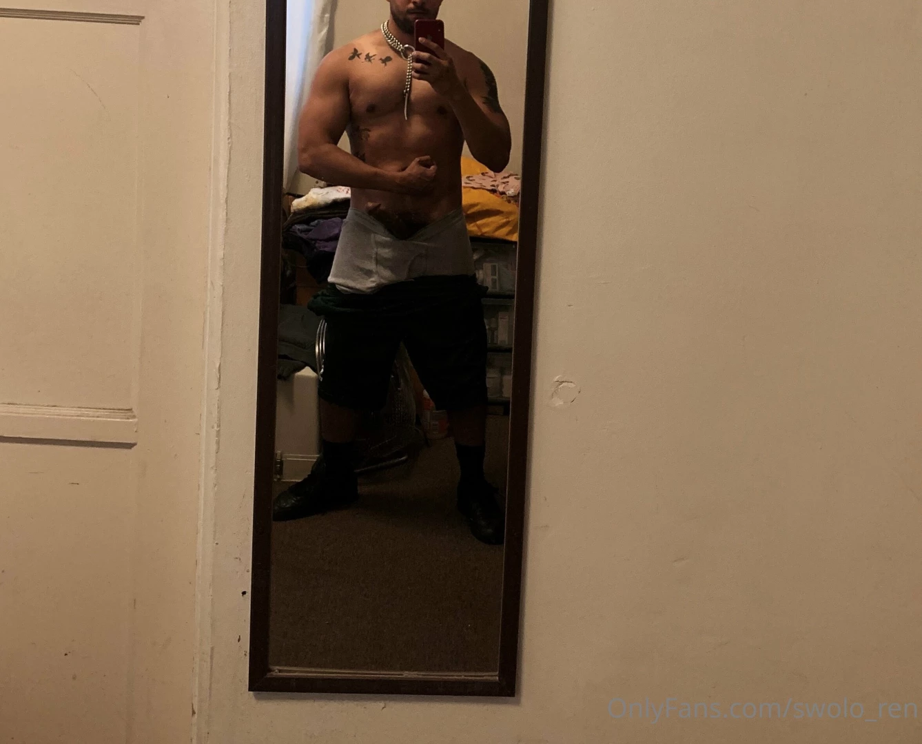 Flexing made me hard as a rock lol 