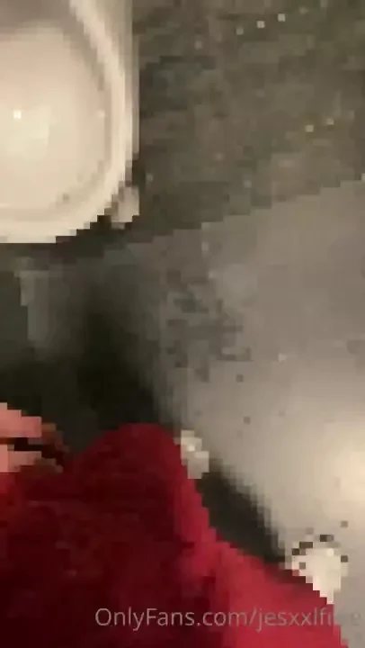 En el ba o del gym https onlyfans com jesxx 