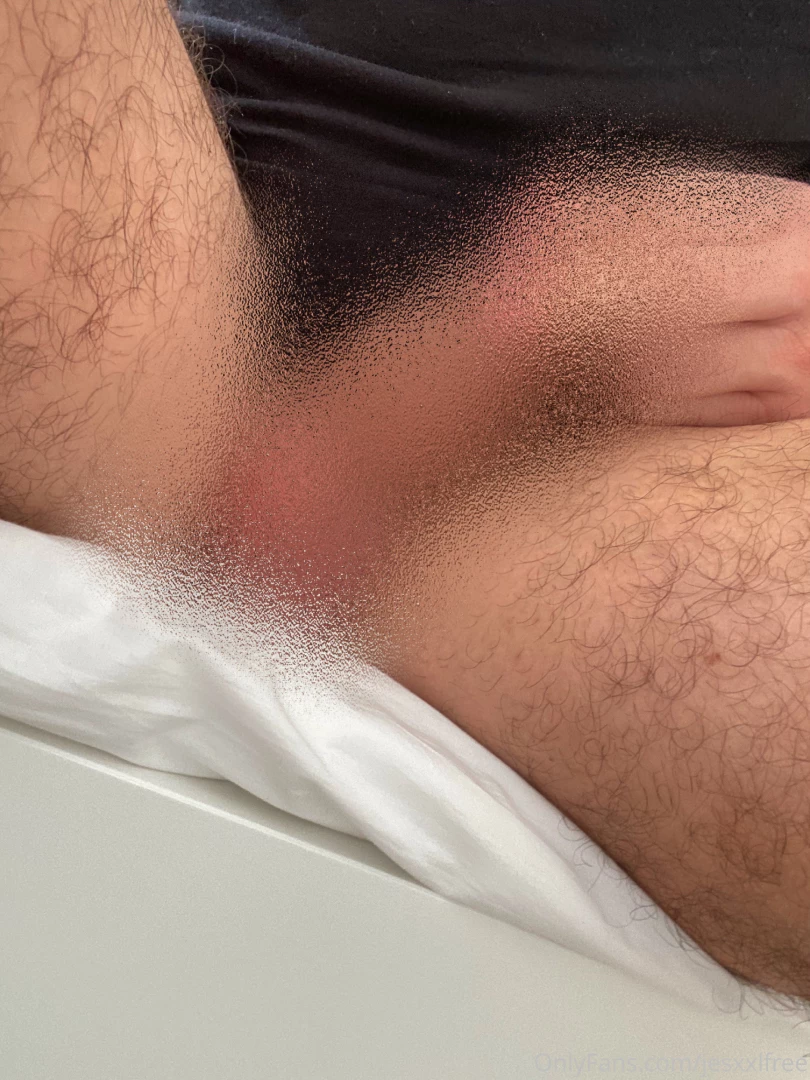 Chupas bolas m ralas en jesxx https onlyfans com jesxx 