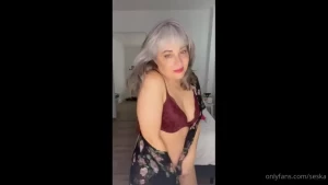 I want to tease you before i please you