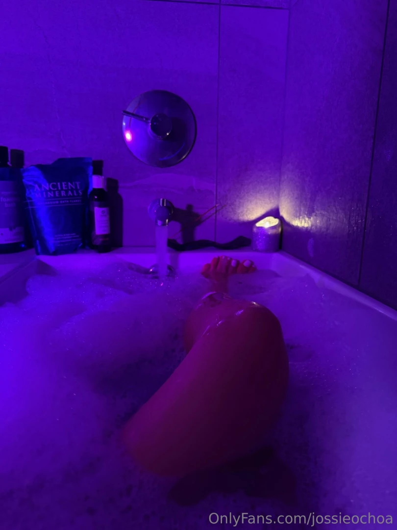 After a long day of being this hot a cozy calm bath is well deserved 