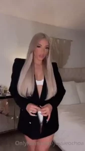 Lady in the streets and a b o s s in the bedroom sharing this 3 minute