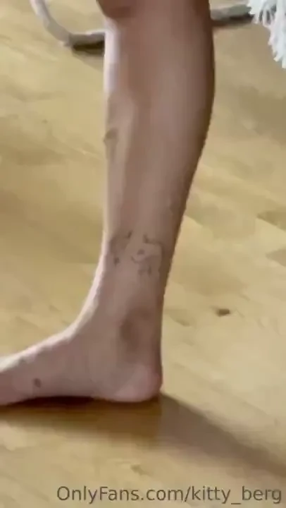 My favorite place is on your lips baby 