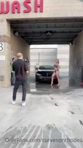 I did a car shoot this weekend and got footage of me getting pre soak