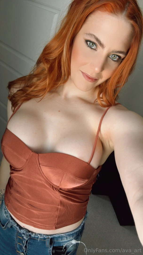 You cumming to the vip live show tonight ava_art8 see you in 5 more 