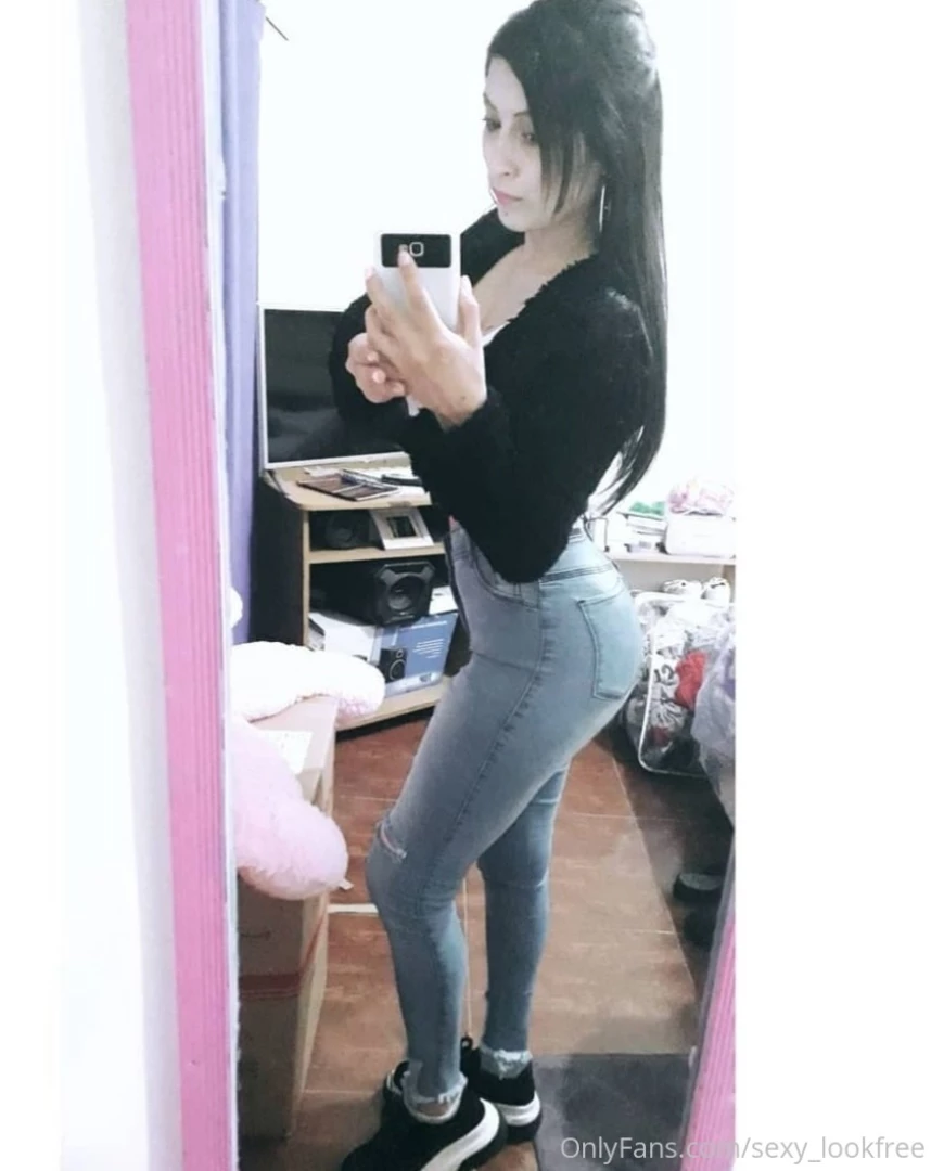 Brunette_queenfree1 part 1 