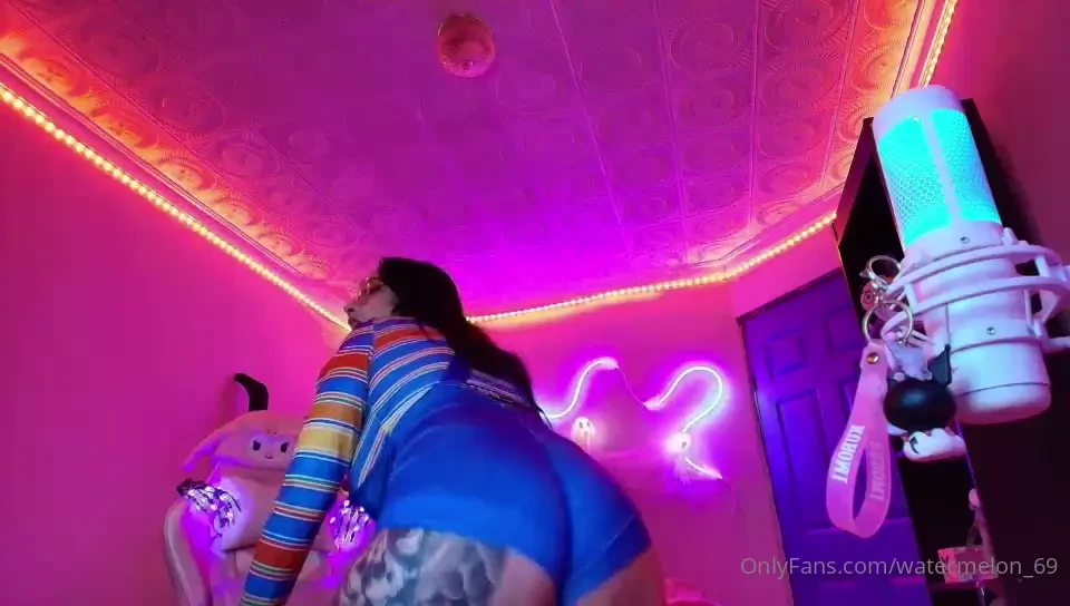 Y si te perreo sin la ropa sentaba sobre tu ser que logre sacarte la 