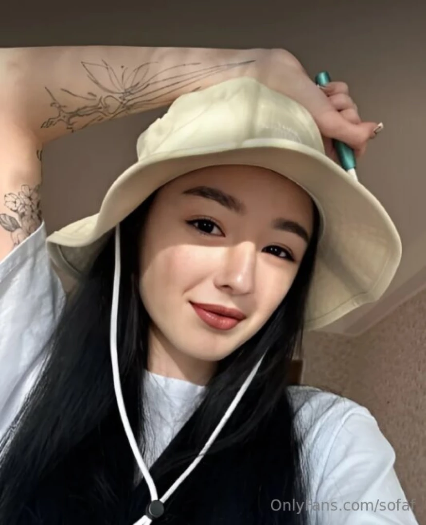 Free subscription 18 year old cutie yoursecret_alana she is so part 183 