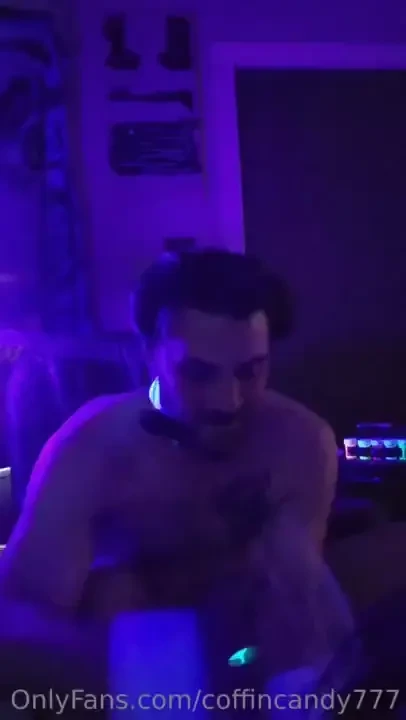 I turn my back for one second and onemorecoffin packs his cigarettes 