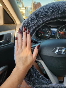 Can you beleive how sexy this first set of acrylics he put on me part 1