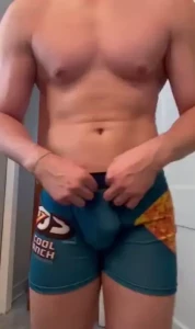Sorry i have not been consistent recently still hitting the gym