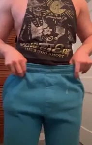 Size medium undies on a size large ass my definition is definitely not