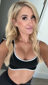 The blonde is blonding