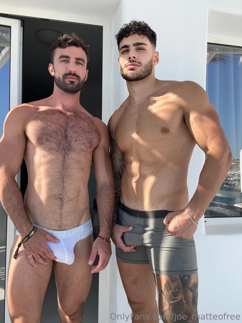 Do you like this duo see more of us together onlyfans com joe_matteo 
