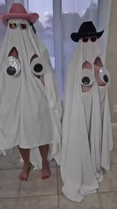 She lost her eyeball go check her page out https onlyfans com 