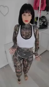 Send i want you and i ll send a naughty video with no pants