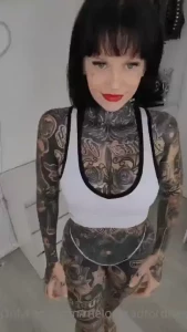 Send i wanna see pussy and i ll send you a sexy video
