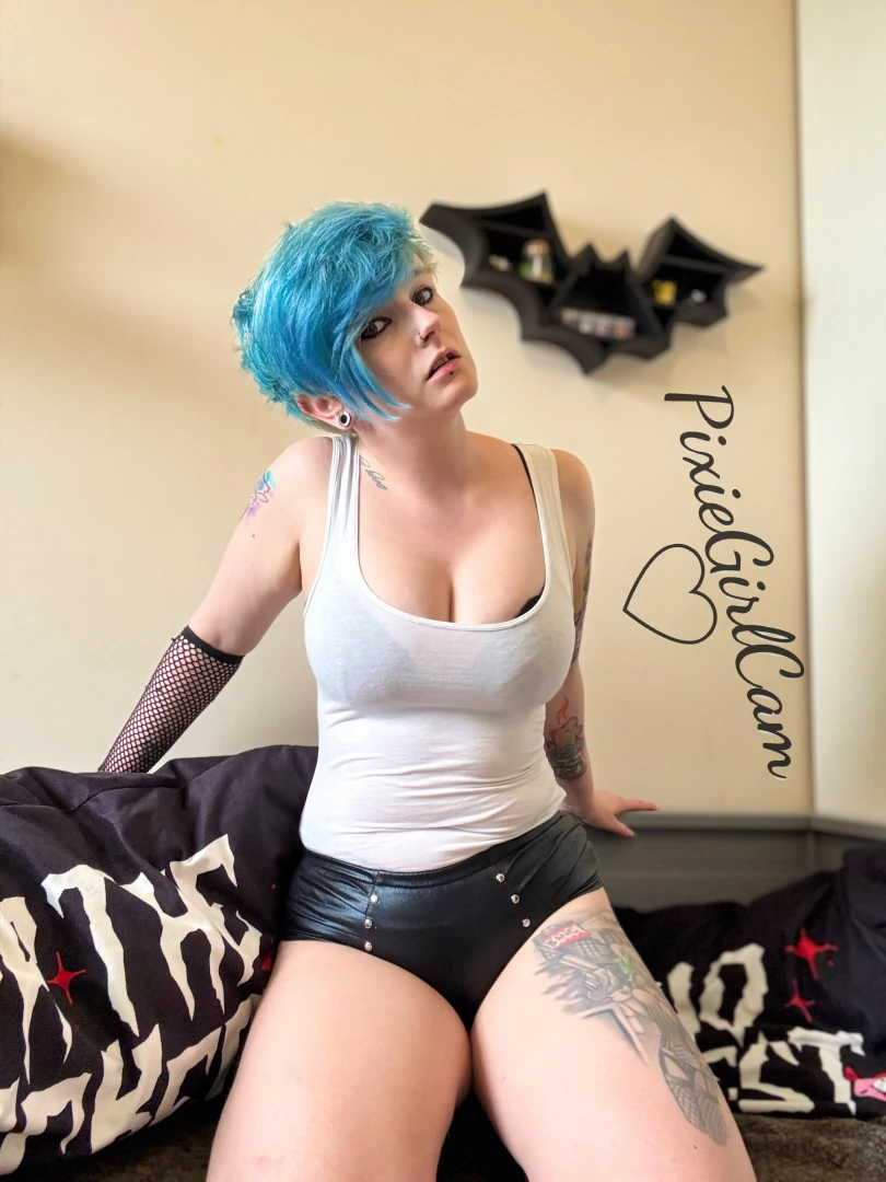 I get nude on feed here pixiegirlcamxxx 