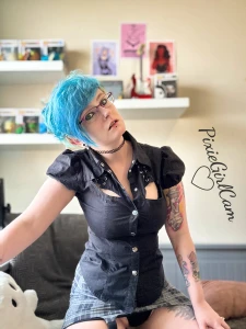 See the clothes come off instantly pixiegirlcamxxx