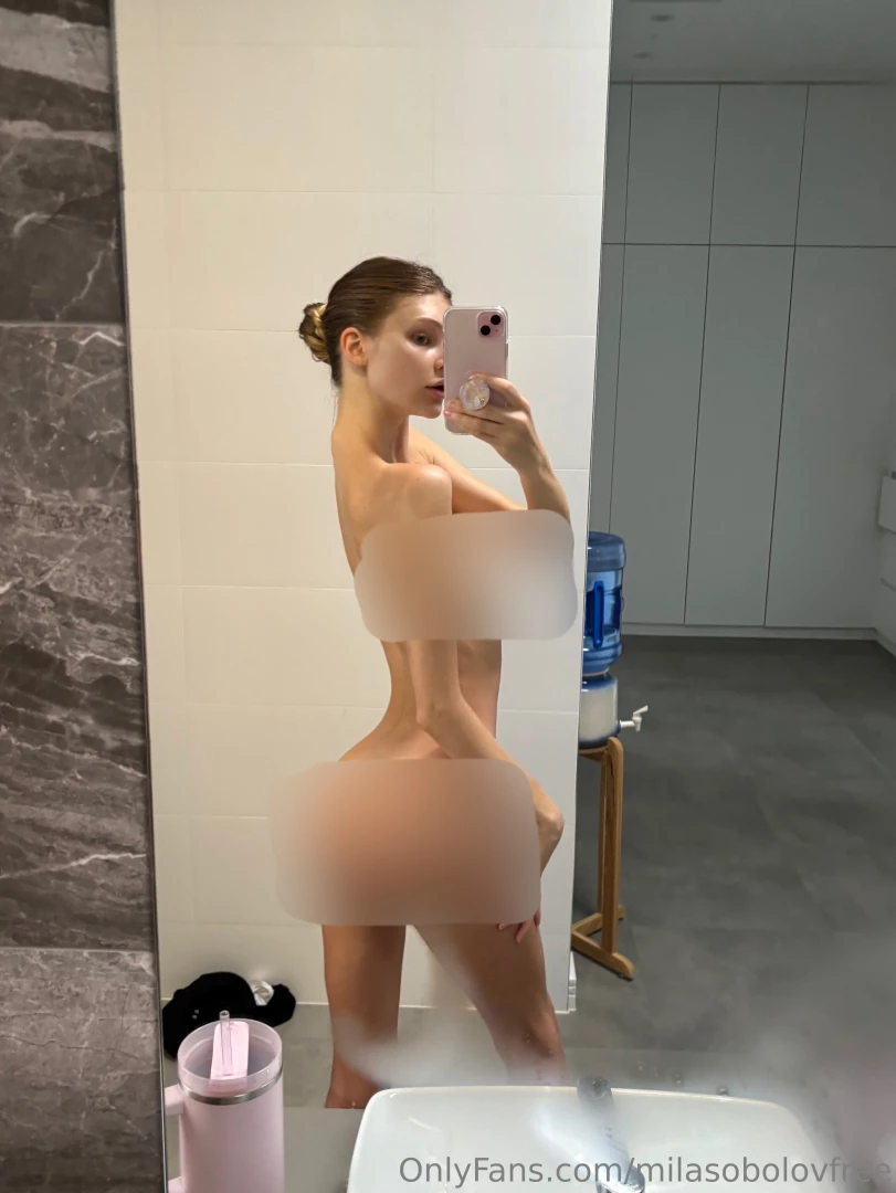 milasobolovfree1 - If we shower together i m definitely getting down on my knees in there 