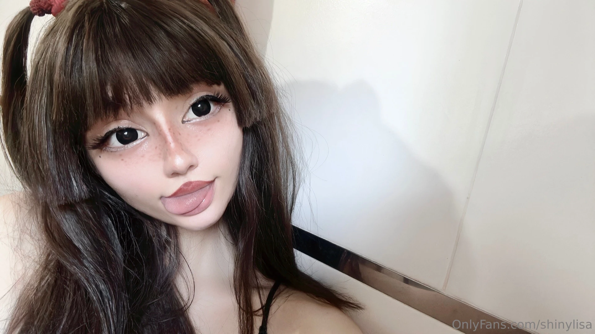 I like how these contact lenses look on me part 3 