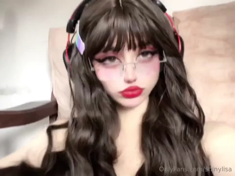 I like this glasses filter i think i would look good with real ones part 4 