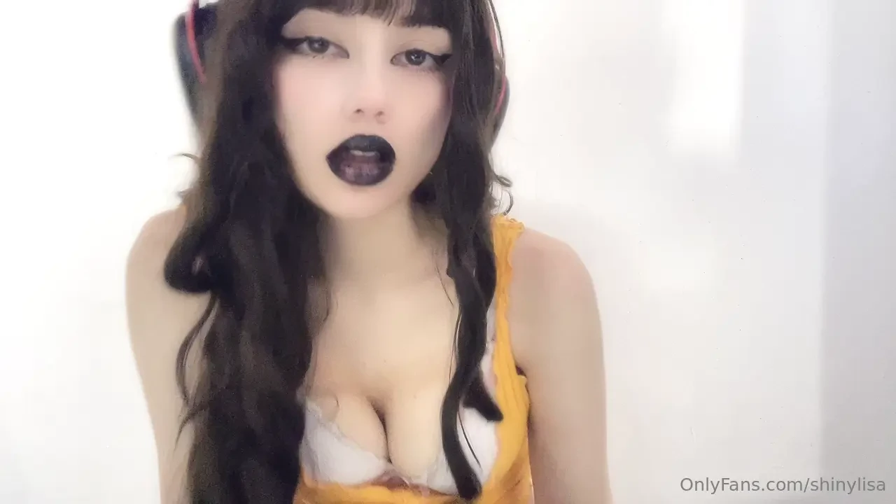 Today are you in the mood to jerk off with me 