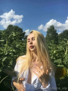 Hey just wanted to share how much i adore that beautiful sunshine it