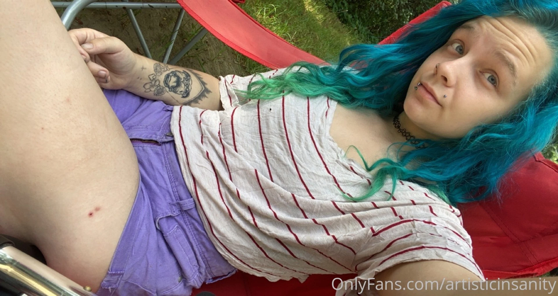 Muggy day today got a couple custom paintings to work on and a tiny 