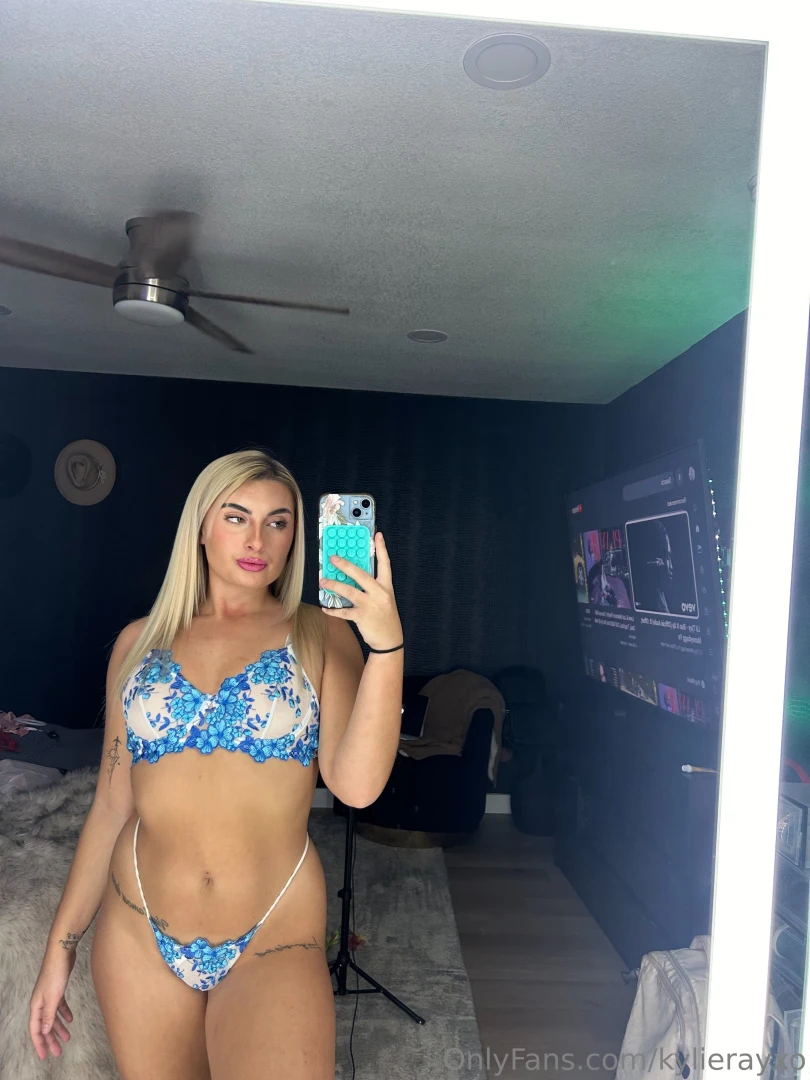 Join my live now and tip 10 